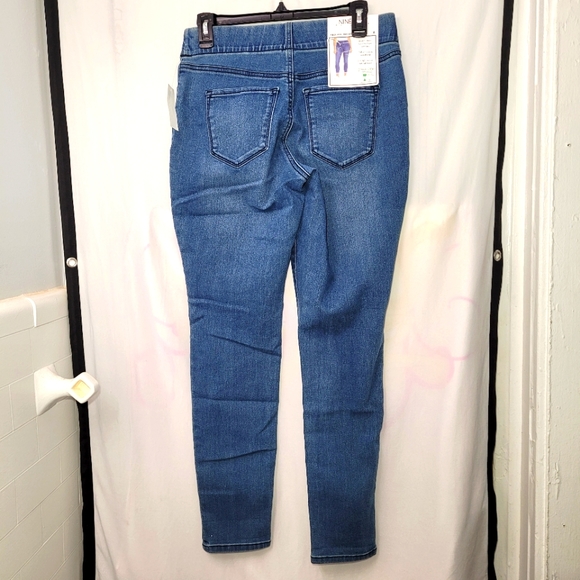NINE WEST Heidi Pull-on Crop Blue Skinny Jeans Size 6 - Picture 2 of 9